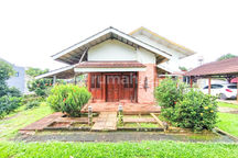 Rumah Tanah Luas 5 Kamar Tidur 5 Mnt ke Living Plaza Pamulang J-42963