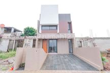 Rumah 7 Menit ke Rs Citra Medika Depok SHM 2 Lt Hadap Selatan J-28423