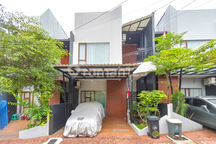 Rumah SHM 12 Mnt ke Taman Kota 2 Bsd Siap Huni Dibantu KPR J-39295