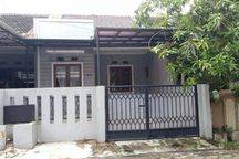 Di sewakan rumah rapi dan terawat siap huni lokasi strategis