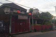 Rumah Strategis Pinggir Jalan di Jl. Perintis Kemerdekaan 4, Tamalanrea, Makassar