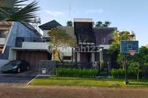 Rumah Minimalis Mewah di Boulevard Golf Araya Malang