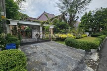 Rumah Mewah Klasik Full Furnished di Baciro Gondokusuman Pusat Kota Jogja