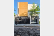 Rumah Mewah Semi Furnished Jalan Damai Ngaglik Sleman View Merapi