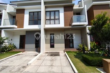 JUAL CEPAT SUMMARECON! 2 Lantai, 4KT/2KM, SIAP HUNI 73554 SV