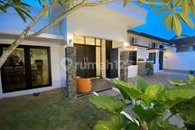 RUMAH  MEWAH WIKA DEKAT DARI RUMAH SAKIT