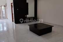 Sewa Taman Holis Indah Bagus Aman