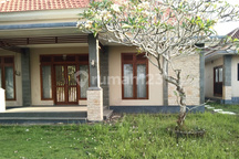 Rumah di Jl Sahadena Pantai Baluk Rening Cocok utk Villa 