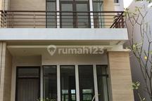 Rumah Kemayoran Royalton Bagus Luas 8x25 Ada Lift - Termurah Njop