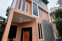 Rumah Nyaman Full Furnished Samping Toll Bambu Apus Jakarta Timur