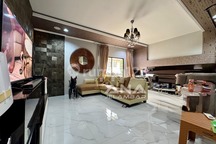 Ana Rumah 2Lt Uk 13X19.5m Bonus Lahan Parkir di Komplek Duta Mas Jelambar