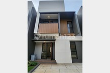 Sewa Rumah Baru Premium Minimalis Cluster Regia Di Summarecon Crown Gading, Bekasi 007
