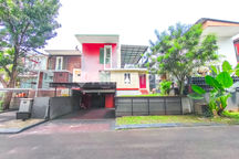 Rumah 2 LT Strategis 8 Menit ke Gerbang Tol Cibubur 2 Hadap Timur J47721