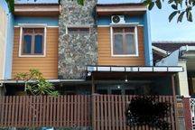 Disewakan Rumah Full Furnish Di Taman Kahyangan Tanjung Bunga Makassar [rmb]