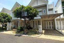 Dijual Murah Rumah Summarecon Bandung Semi Furnished