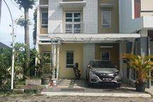 Rumah Mewah Depan Kodam Gatsu Medan Sunggal 