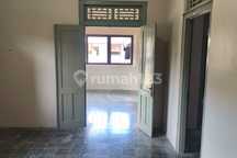 Disewakan Rumah Etnik Jawa Cocok Buat Cafe