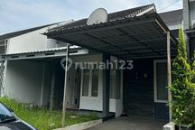Disewakan Rumah Cluster Lokasi Strategis Semi Furnishedbanyumanik
