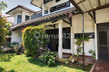 Jarang Ada! Komplek Premium, Jalan 3 Mobil, 300M2 Best Deal!