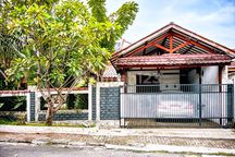 Rumah Hitung Tanah Siap Deal di Komplek Puri Cinere