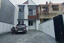 Dijual Rumah 2 Lantai Siap Huni Dekat Grand Depok City