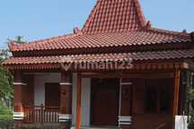 Rumah 1 Lantai Laris untuk Homestay SHM 5 Menit ke Candi Prambanan