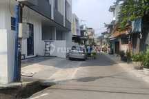 Rumah 3 Lantai 3 Kamar Tidur.di Kemayoran Bebas Banjir Cocok.untuk.usaha