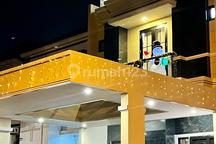 Cluster Menaggio Village Dijual Rumah Bangunan Mandiri Full Furnish Bergaya American Tropis