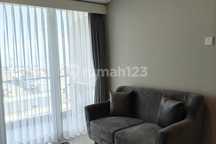 Sewa Apartemen Baru Bagus Cantik Lux Terawat Siap Huni Full Furnished Barang Baru Semua Lantai 9 Tower A Type 1 BR di Apartemen Landmark
