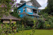 Rumah Taman Cantik Fully Furnished Di Area Wisata Situgunung Sukabumi