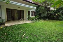 Rumah Besar di Jl. Wijaya.