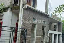 Rumah 2 Lantai SHM Dekat dengan Akses KRL di Cibinong