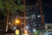 Full Furnished Apartemen Cozy 2Br di Grand Asia Afrika
