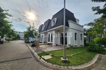 Rumah Bagus di Citra Garden Bintaro Ciputat Tangerang Selatan