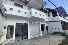 Disewakan Rumah Strategis 2 Lantai Lokasi Premium & Akses Mudah, Gedong Kuning, Kotagede,