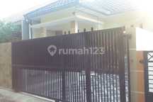 Rumah 3Br Siap Huni Semi Furnish Strategis Bebas Banjir Jaktim