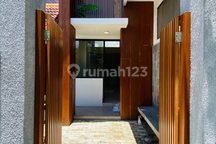 Villa Baru Renov dengan Kolam Renang Greenlot Residence Tanah Lot