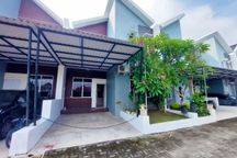 Rumah 2 Lantai Full Furnish Letak Strategis