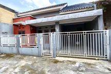 Rumah Di Perum Dekat Luwes Letak Strategis