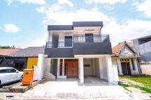 Rumah LT 105 Hadap Timur 7 menit ke Mall Ciputra Cibubur Sudah Renovasi J24295