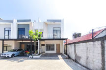 Rumah 2 LT Siap Huni 8 Menit ke Rs Sari Asih Bintaro Hadap Selatan J46692