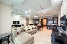 Residence 8 Senopati Apartment 2 BR Fully Furnished Ys377