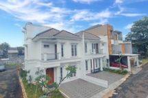 Rumah Cantik Pejaten Akses 3 Mobil