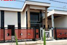 Rumah Hook Cantik Mewah Siap Huni Depan Taman Dekat Pos 
