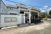 Rumah Cantik Mewah Megah Posisi Hook di Citra Indah City