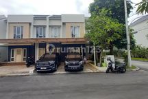 Rumah 2 Lantai Furnished Cluster Elite One Gate di Kartasura