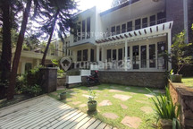 Disewakan Rumah Ful Furnished di Rancamaya Golf Estate Bogor Dekat Akses Jalan Tol