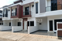 Rumah Murah 2 Lantai SHM di Cempaka Putih Jakarta Pusat Dekat Area Perkantoran