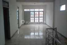 Disewakan: Rumah Di Jalan Abdul Halim , Cimahi Tengah