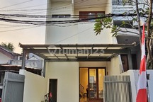 Rumah Pondok Indah Brandnew Jalan Lebar Lokasi Strategis Siap Huni